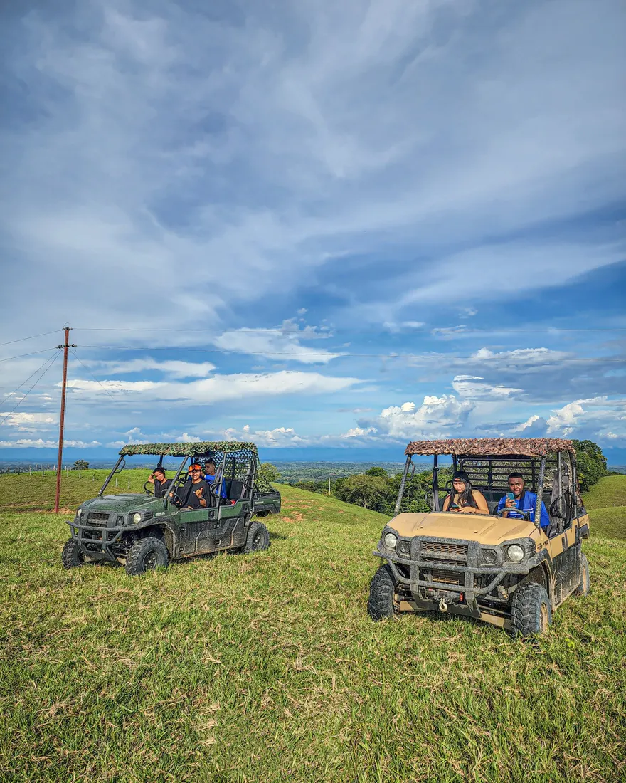 Buggies Charco Azul