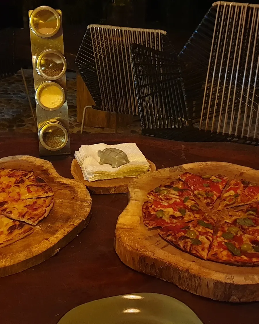 Pizzas para compartir en la mesa